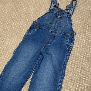 Oshkosh denim overalls (5t) (like new)